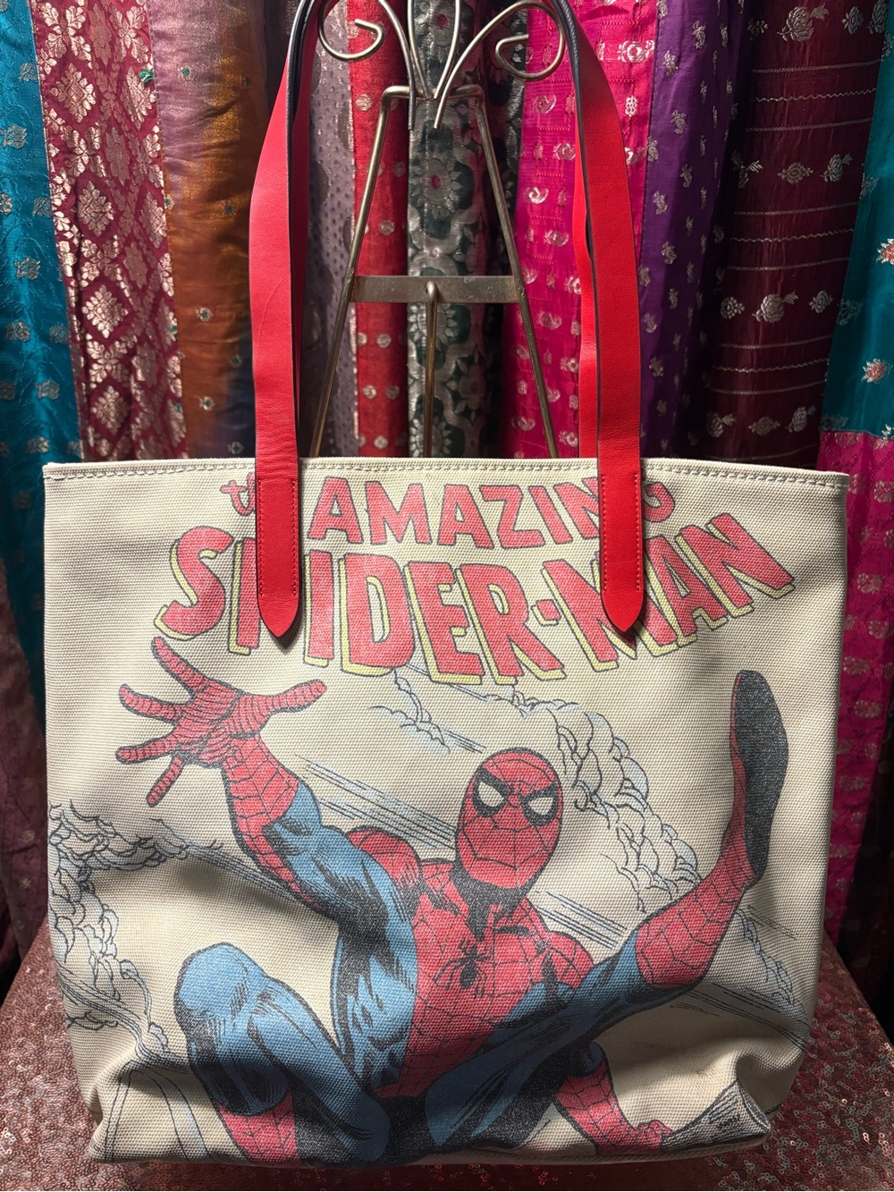 COACH x MARVEL limited edition SPIDERMAN handle tote! - Picture 4 of 7